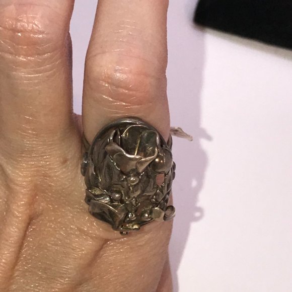 Vintage Sterling Silver Flower Ring, Size 7 1/2 - Picture 13 of 14